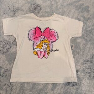 Aurora tee & Bow Graphic